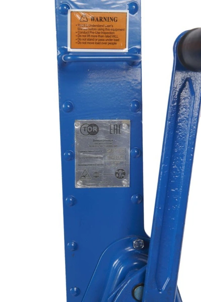 Домкрат реечный TOR ДР 1500 1,5 т с обрезиненной ручкой